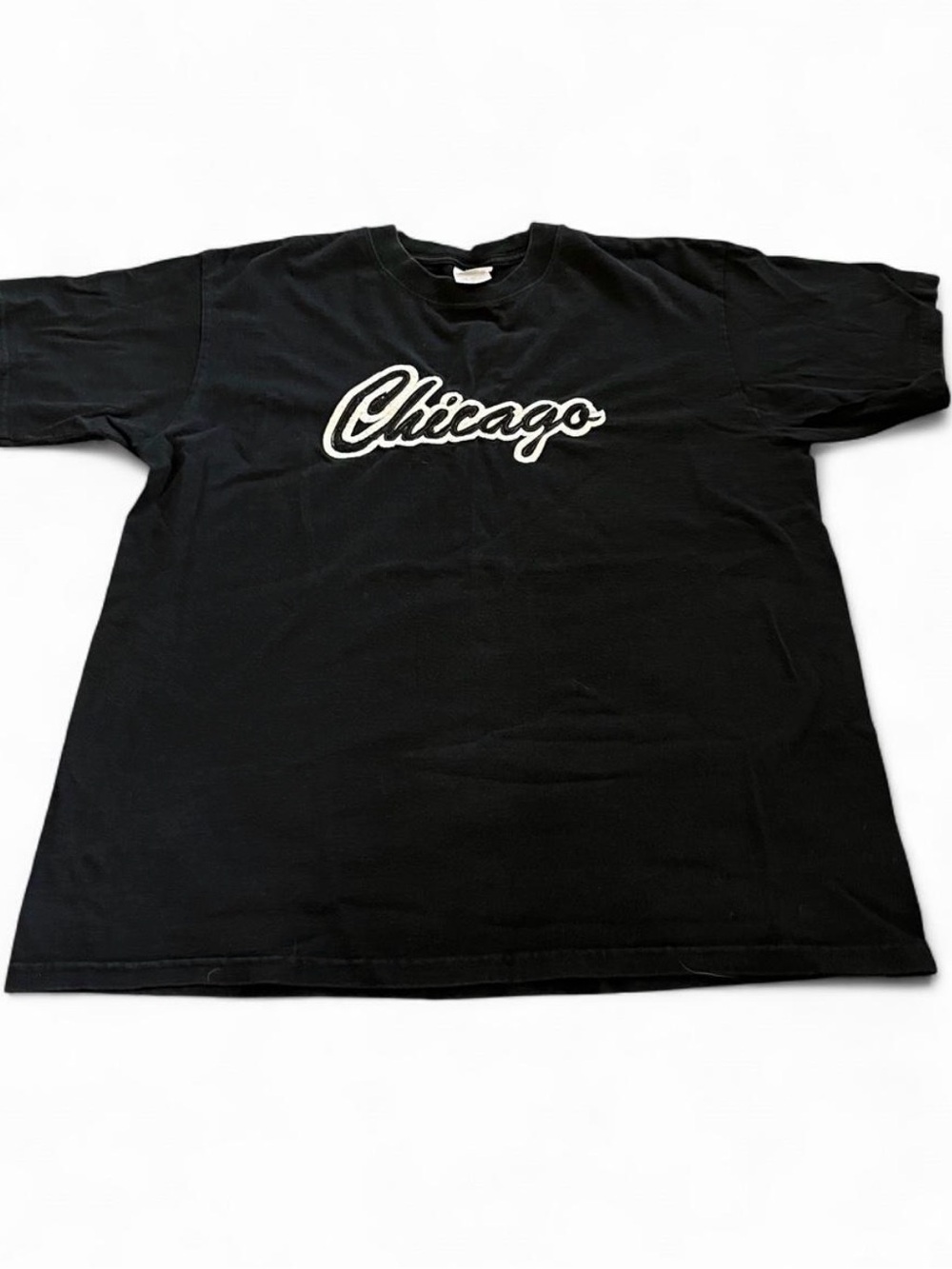 Men’s Vintage Anvil Black Chicago Embroidered Shirt Size L
